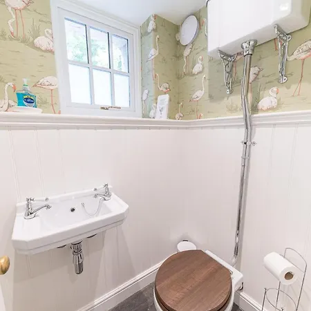 Holiday home Thwaite *