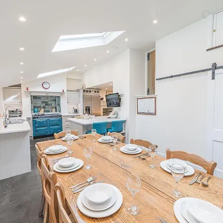 Holiday home Thwaite *